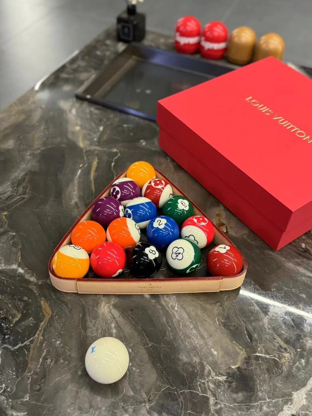 POOL LV SET TABLE 0807